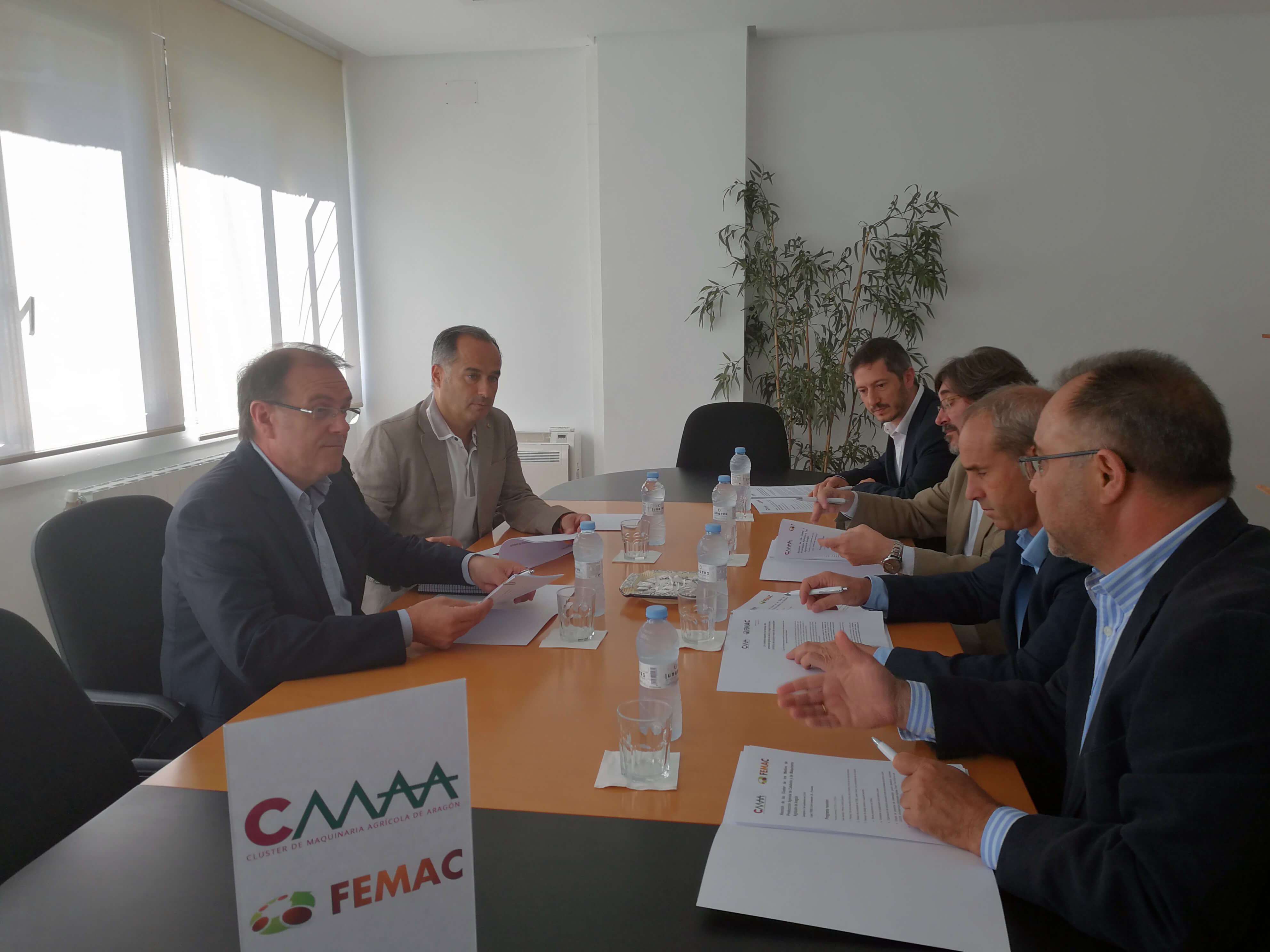 LOS CLÚSTERES DE MAQUINARIA Y LOS MEDIOS DE PRODUCCIÓN AGRÍCOLA DE CATALUÑA Y ARAGÓN INICIAN CONTACTOS PARA COLABORAR EN MATERIA DE INNOVACIÓN