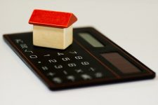 CRITERIOS Y REQUISITOS DE LOS ARRENDATARIOS DE VIVIENDA HABITUAL PARA QUE PUEDEN ACCEDER A LAS AYUDAS TRANSITORIAS DE FINANCIACIÓN